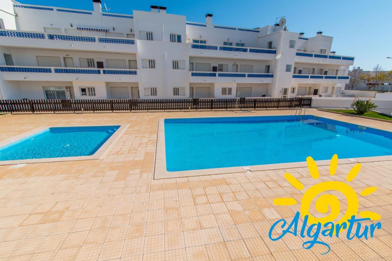 Santa Luzia Residence By Algartur - 5 Mins Downtown - Pool & Wi-Fi 外观 照片